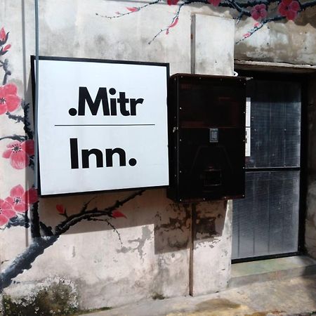 Mitr Inn Yaowarat Bangkok Exterior photo